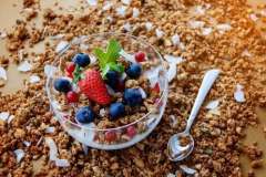 Yogurt with granola and fresh berries