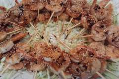 Garlic shrimps on the skewer