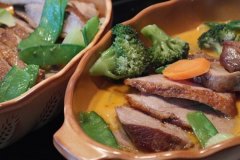 Duck curry (yellow green or red)